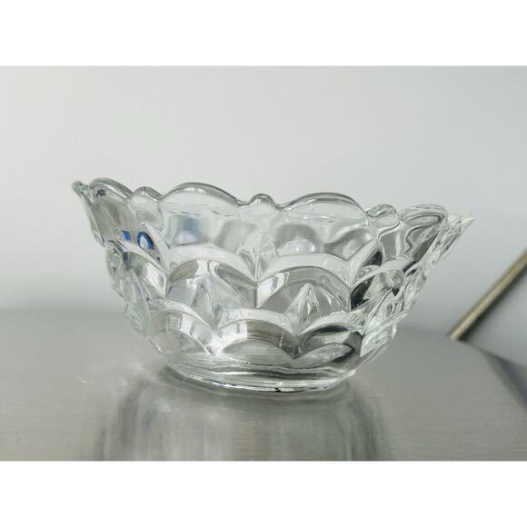 Vintage Heisey 6 1/4” Nappy Bowl Impressed Diamond H Scallops Clear Glass Dish - Picture 14 of 14